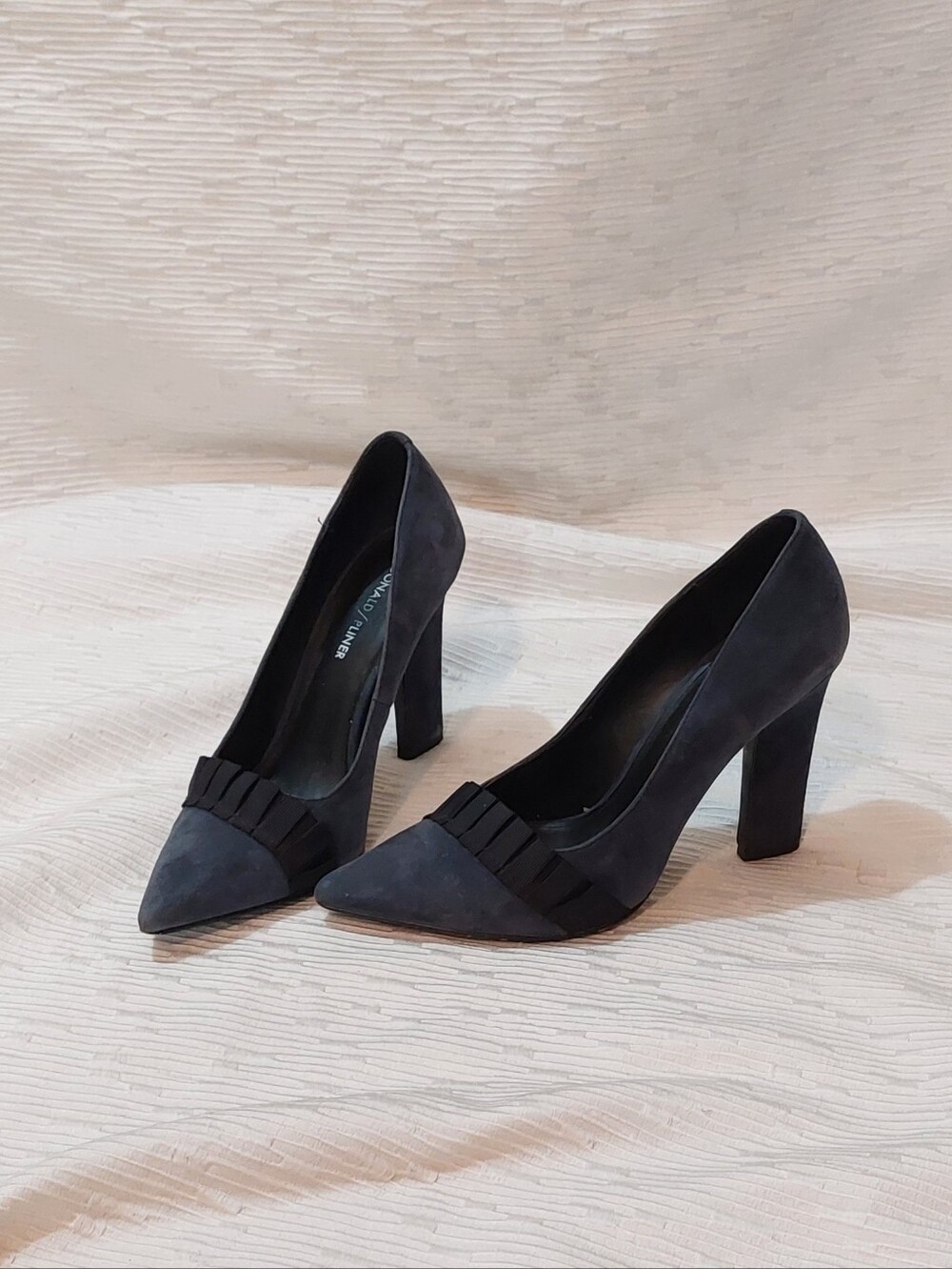 Donald J. Pliner Navy Pointed-Toe Pumps with Pleated Strap Size 9.5